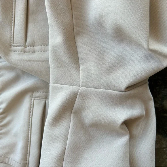 Athleta Endless High Rise Cargo Pant. Like new. Stretch. No wrinkles! Recycled. - Picture 8 of 15